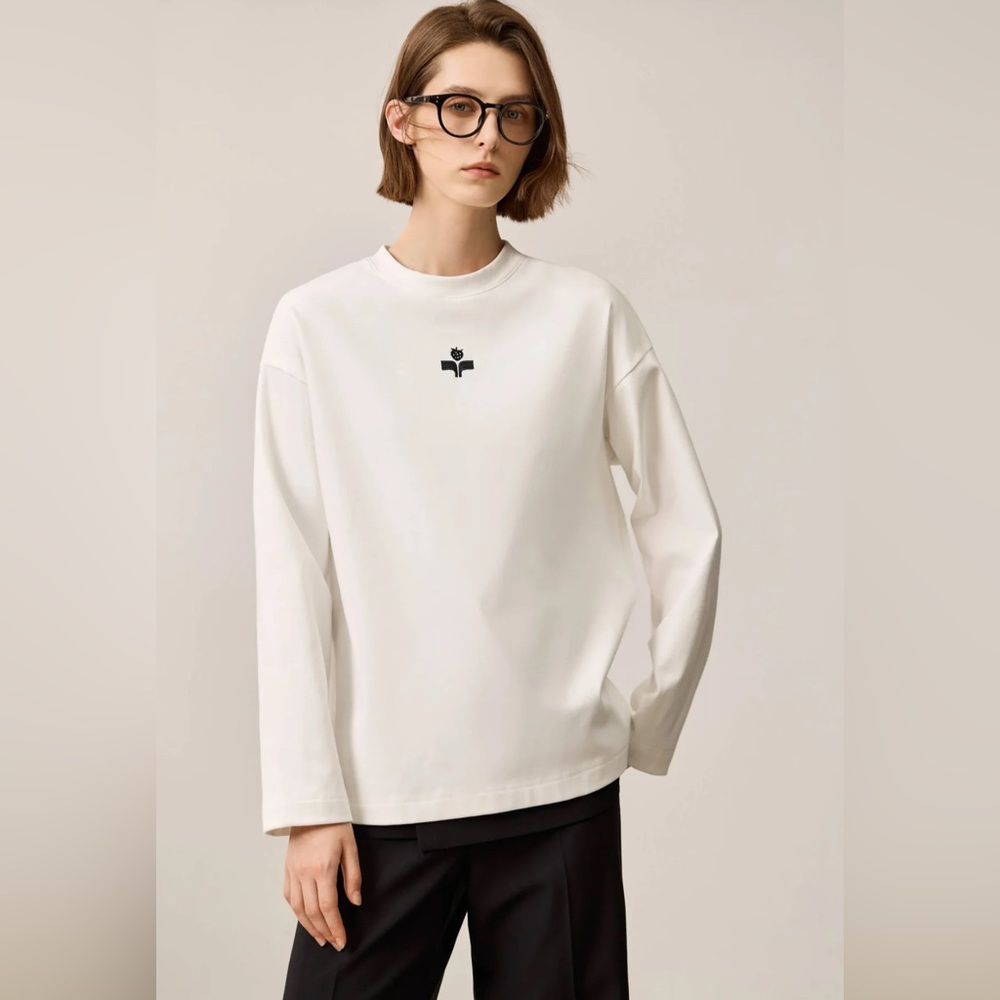 LILY ASIA Minimalist Long Sleeve Crew Neck T-Shirt Tee Sustainable Cotton M